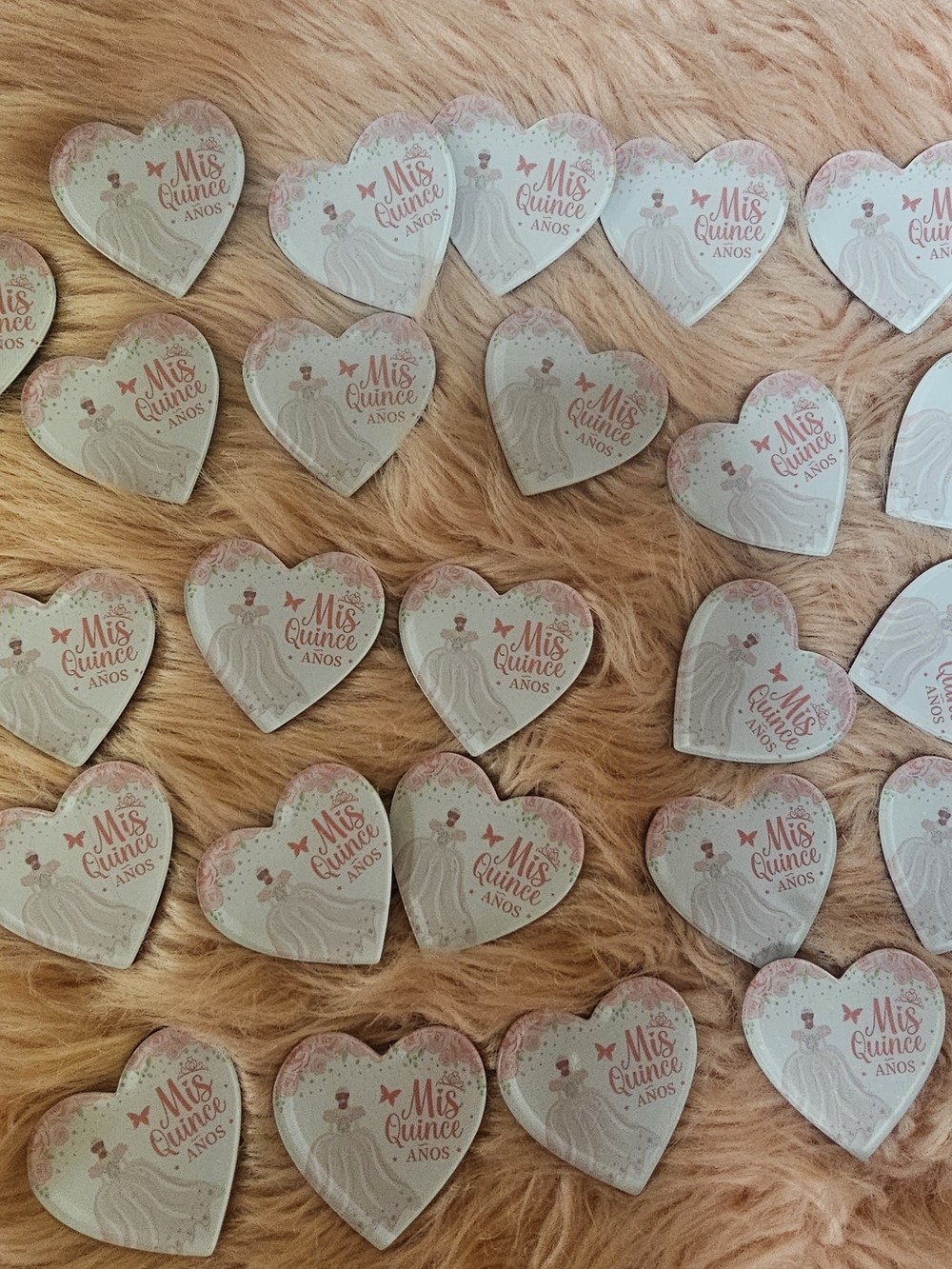 Heart-Shaped 'Mis Quince Años' Party Favor Pack - Pink and White
